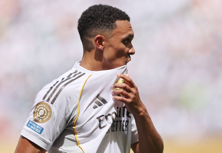 华体会体育中国官方网-仍需努力…阿诺德西甲首秀1被过&amp;多项防守数据挂0，队内评分最低