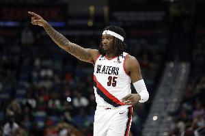 网页版登录入口-Amico：开拓者这边罗威是最可能被交易的 亨德森有进步就不会动