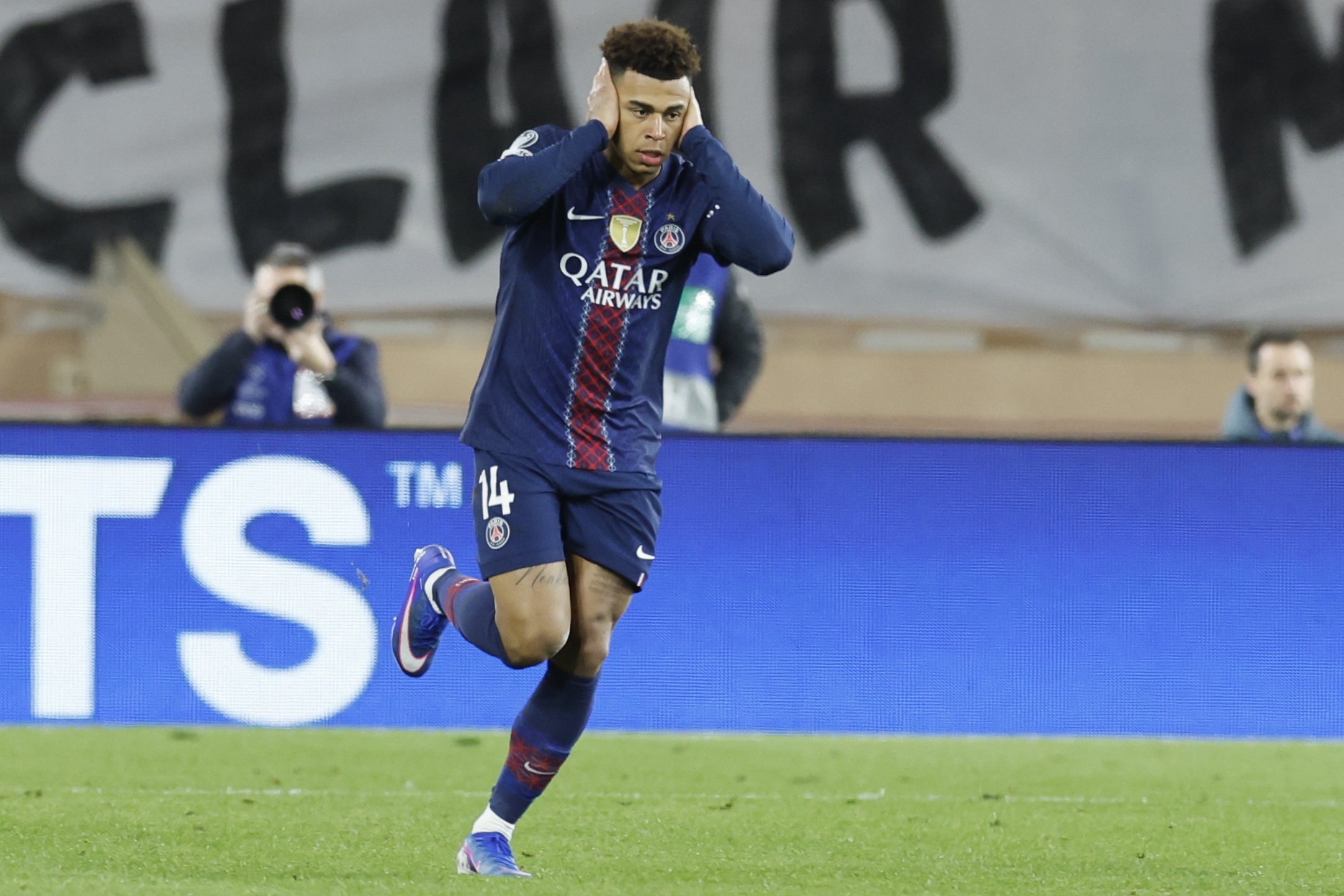 APP下载-欧冠淘汰赛阶段杜埃已进7球，与姆巴佩并列U21球员最多